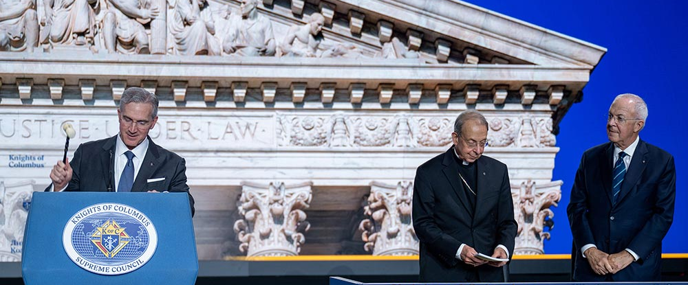 Supreme Knight Patrick Kelly adjourns the final business session on Aug. 7, concluding the 143rd Supreme Convention.