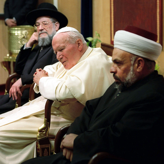 Pope John Paul II meets with Jewish, Muslim leaders in Jerusalem in 2000