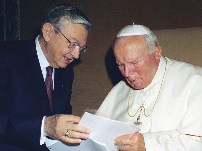 Holy See Mission Dechant & JP2 20130321amo011b-rgb.jpg