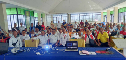 Members of St. Paul Council 10775 and Bishop Felix Zafra Assembly 3383 in Pilar, Visayas, gather during an evangelization and faith formation training organized by the Knights. 