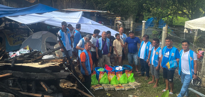 Members of Fatima Council 5672 in Carmen, Visayas, deliver donations of supplies and cash — about 10,000 PHP (about $175) — to families displaced by a fire that had engulfed six homes.