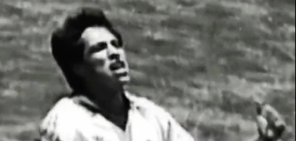 Mexican former professional footballer and manager, who played as a midfielder.