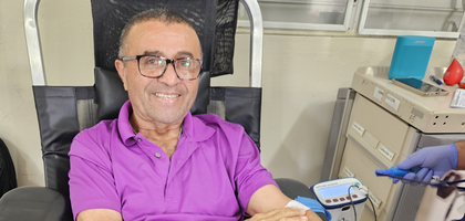 Luis Ramos, a member of Santo Domingo de Guzmán Council 14383 in Yauco, Puerto Rico, donates blood during Council 14383’s recent blood drive. Council 14383 has hosted blood drives twice a year for the past nine years in collaboration with the Puerto Rico Medical Center. Since 2016, more than 450 pints of blood have been donated.