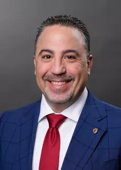 Senior Investment Advisor Representative of the retail investing team.