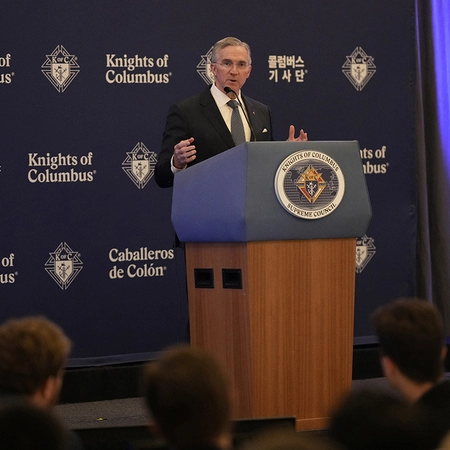 Supreme Knight Patrick Kelly speaks to college Knights at the award banquet during the 60th annual College Councils Conference in New Haven, Conn., Sept. 26.