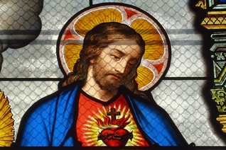 Vitrail_Sacré-Cœur_de_Jésus_Basilique_Notre-Dame_des_Enfants.jpg