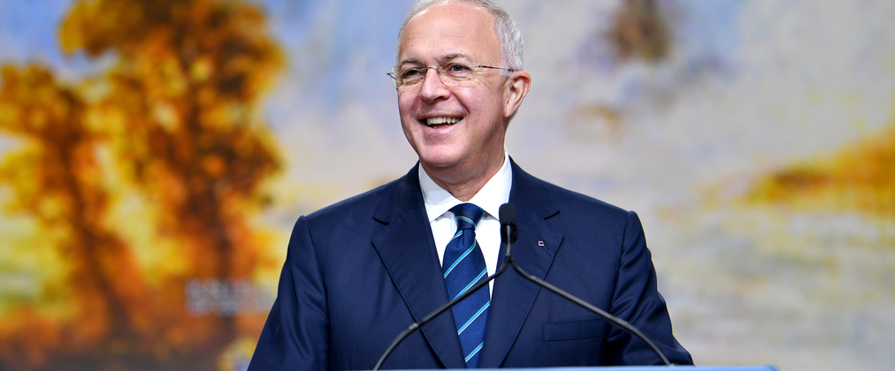 Supreme Knight Carl Anderson speaks to fellow members of the Knights of Columbus at the 137th Supreme Convention.