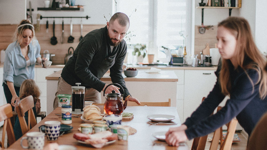 Family setting table