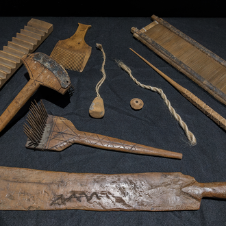 Collection of wooden tools for producing linen. 