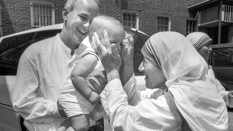 Mother Teresa greets Jim Towey